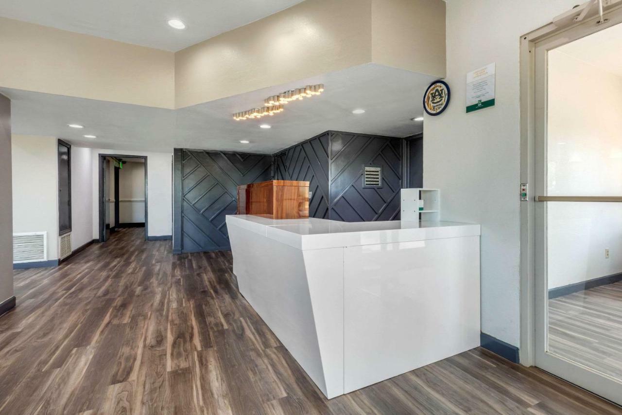Quality Inn Auburn Campus Area I-85 Exterior foto